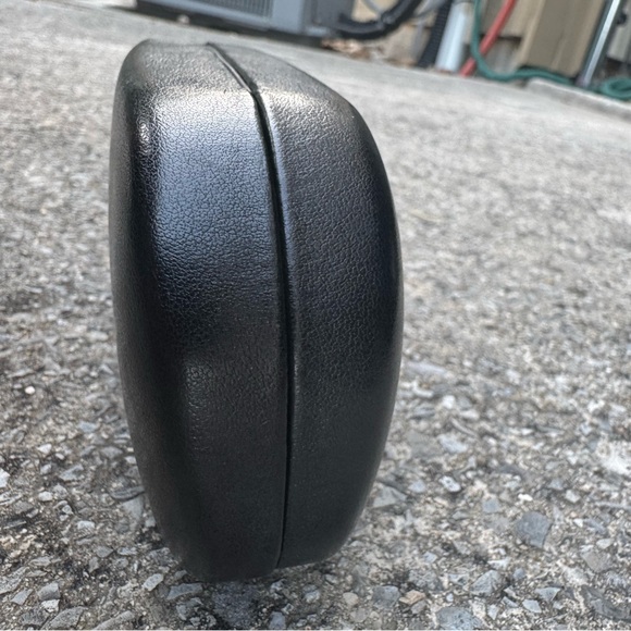 Authentic Ray-Ban Black Sunglasses Case with Cloth - Picture 8 of 8